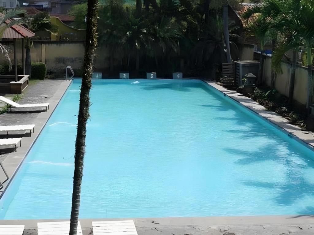 Hotel Augusta Garut Exterior foto
