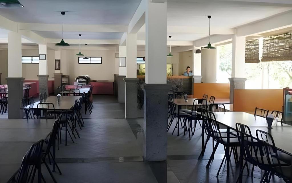 Hotel Augusta Garut Exterior foto