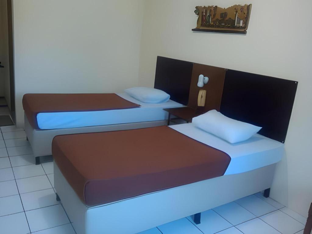 Hotel Augusta Garut Exterior foto