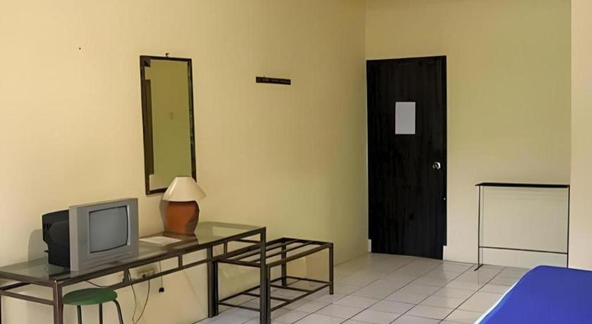 Hotel Augusta Garut Exterior foto