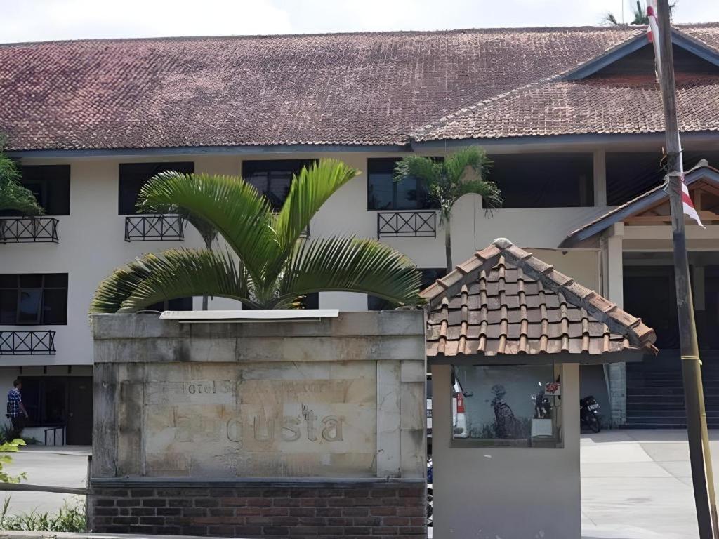Hotel Augusta Garut Exterior foto